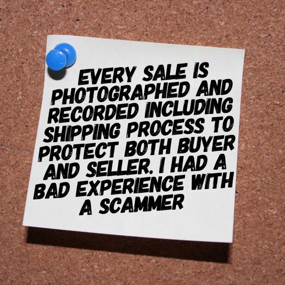 NWOT Kendra Scott Val Matte Aqua Hoop Earrings - Picture 8 of 8